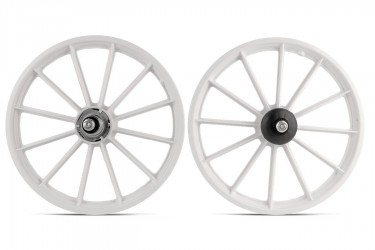 Roda 16 Nylon com Eixo...